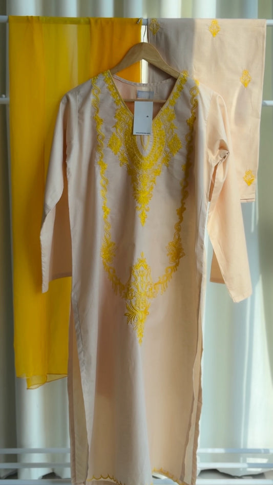 Yellow Glow Three Piece