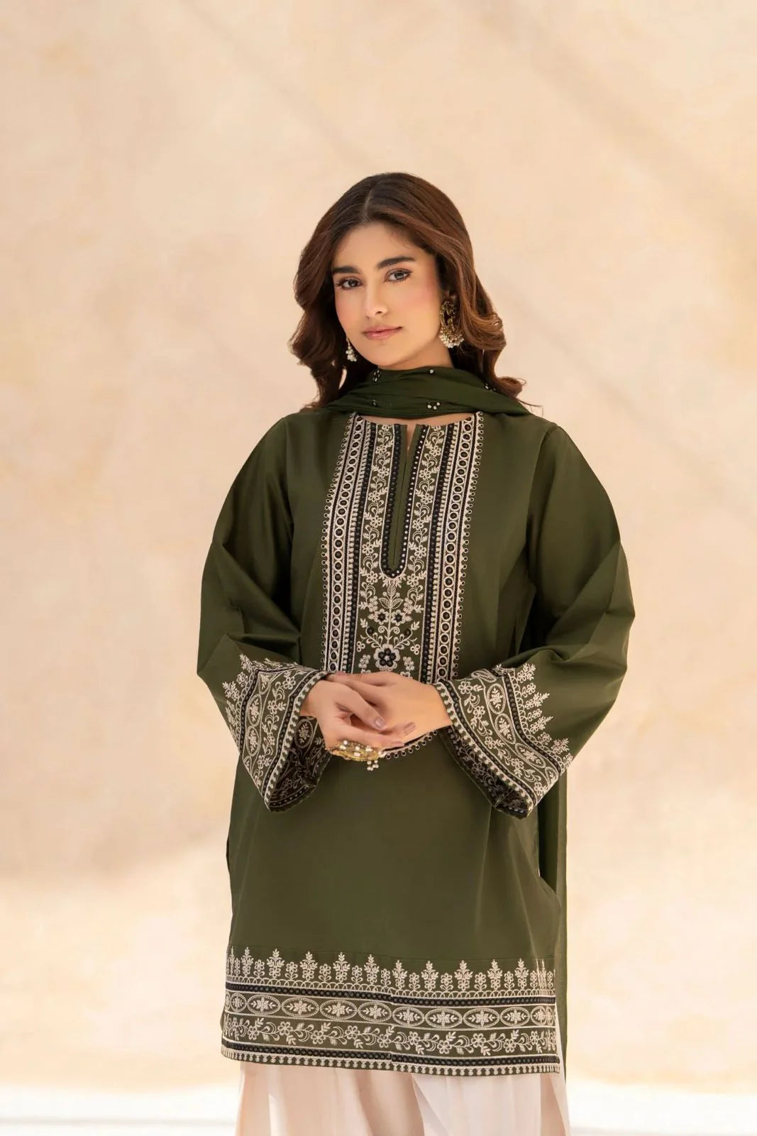 Hoorain 3PC Stitched Dress