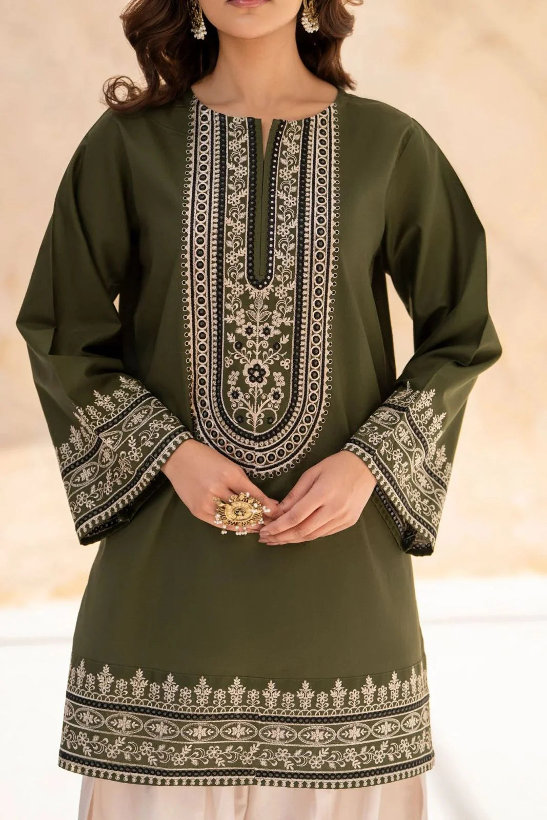 Hoorain 3PC Stitched Dress