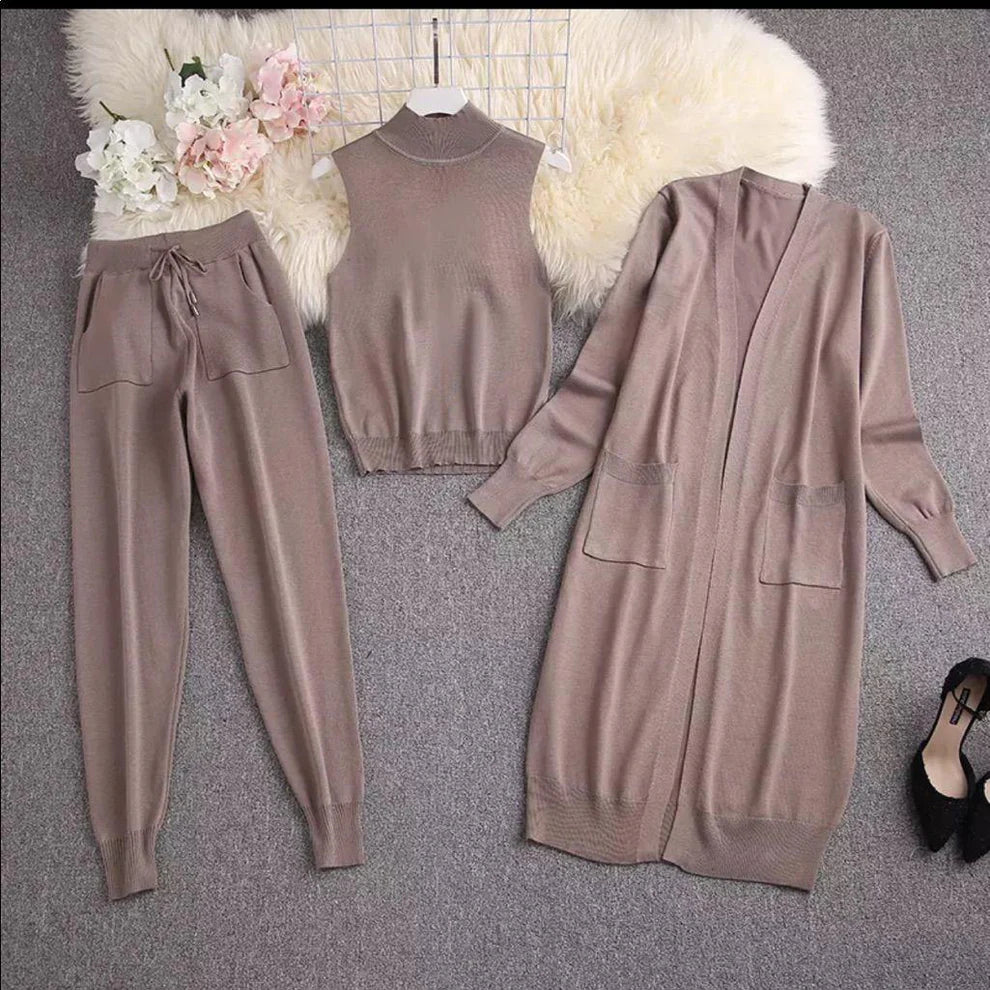 Pocket Gown Three Piece